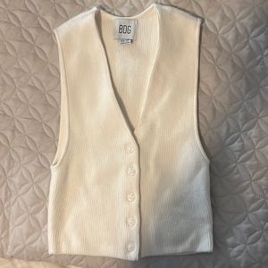 URBAN OUTFITTERS BUTTON UP TOP